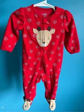 Carter’s fleece pj’s